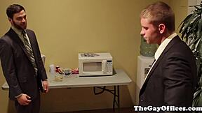 오피스 헝크들 하드코어 게이섹스 뻑페스트!