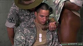 Chlap, prvýkrát gay felácia s mladým 18+... výbuchy!