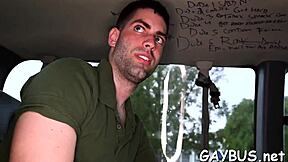 वाह, फ्री गू क्रेजी गैंगबैंग में