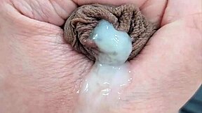 אני מתאונן וגומר חזק