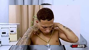 Novinho Pirocudo Fodendo o Chefe com Força no Cu