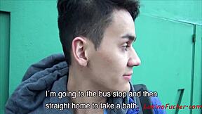 Straight guy tries gay sex for first time 😜