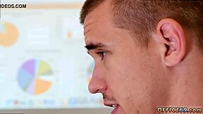 Czy próbowałeś być niewolnikiem toalety na gejski seks w piątek bez spodni?