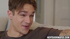 Chceš vidieť najlepších kamarátov, ako sa vrhnú do horúceho gay sexu?
