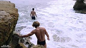 Long Dick Breeding Amateur in Raw Action