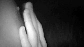 북적이는 게이 사우나에서 늦은 밤 뜨거운 오럴 세션