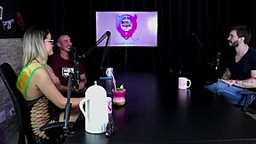 Strach, že pták nevstane při nahrávání s Arthur Aily Sheer Red