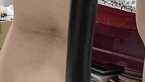 エム・ガイ・ビン・ドゥオンがVer 1でアナルアクションをハードに