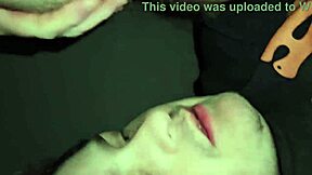 من جاهز لمجموعة توينك يمص وينيك مع قذفات عملاقة؟