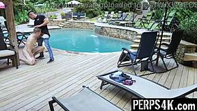 लड़कों का गैंड गे ऑफिसर के लोड से भरा हुआ!