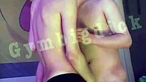 亚洲业余同性恋情侣帅气后入无套性爱