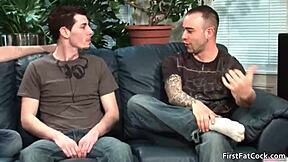 Aiden Blue vzame prvi velik kurac v hardcore videu