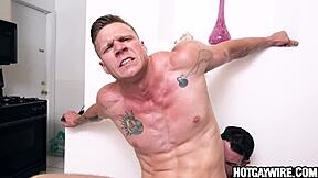 Kuumat tyypit kuten John Cena saavat perseensä pamput amatööri-aktsioissa