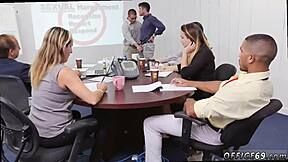 Hé, wil je zien hoe hetero jongens BDSM doen voor geld in gay actie?