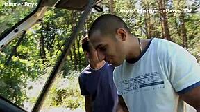 Za scénou bezkondomový tvrdý prcání od Hammerboys TV