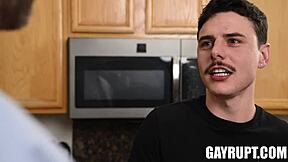 Elkapták baszás közben, Asher és Colby vad twink kapcsolata kibontakozik