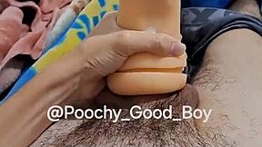 Imaginează-ți fundul luând această pulă uriașă de twink chiar acum!