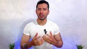 Fut cu măcelarul bisexual Chacal, pula de 21cm în cur mare fără prezervativ