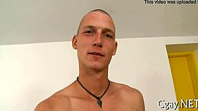 λιπαρή πίπα για γκέι αγόρι