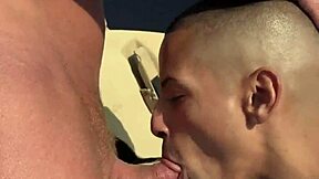 Emo bøsse røv spreder sig bredt på Panangra Canal