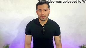 Ayah Kanada Berotot Regangkan Bontot Saya dengan 20cm di Kolam USA