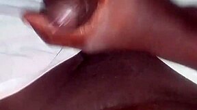 黑人猛男激烈射精高潮