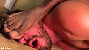 Групов секс след загуба на футболен залог с всички приятели