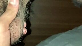 Twinkkien tiukka perse venytetään bareback jättikunnilla