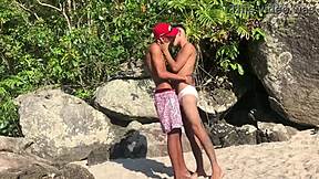 Divoká africká skupinová akce na pláži Carioca zdarma