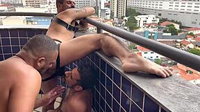 Nettekniker knaller de frække drenges røve hårdt!