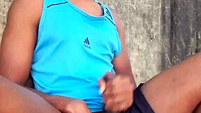 Seghe pubbliche con cazzo nero enorme per te da vedere!