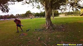 Heta tatuerade hunk-jockar tränar sen anal rövknull med blowjobs 😈