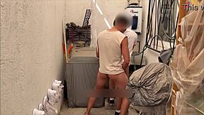 मैंने उसके टेनिस धोए और उसने मेरी गैंड धोई।