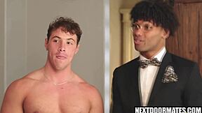 Jsem černý realitní agent, který se stará o tyhle gay klienty s cucáním a prcáním.