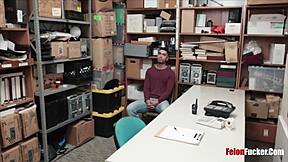 סטרייט סטאד על ידי שוטר שחור גיי