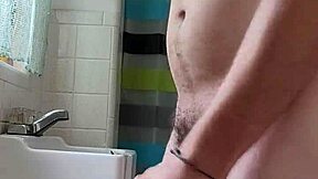 Hej skater jock Damien, zašto paradiraš tim preplanulim dupetom i masturbiraš solo?