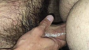 Osebni trener jebe dobro opremljenega fanta.