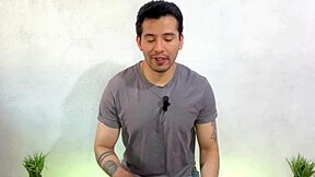 Wow, military twinks with big cocks going bareback in service—hot relato sexual!