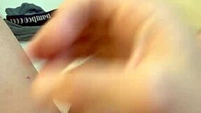 Solo fun in the bathtub with a bisexual twist