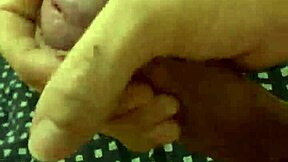 Big dick guy jerks off cum