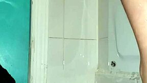 Young and straight twink’s solo performance with anal pleasure