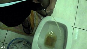 Solo Pissing Action in Bold Display