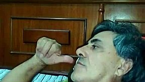 safadinho gostosinho teases in solo play