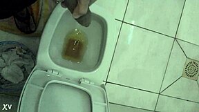 Solo Pissing Action in Bold Display