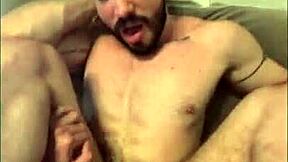 Fodendo Meu Amigo Sem Dó in Bedroom with Raw Brazilian Heat
