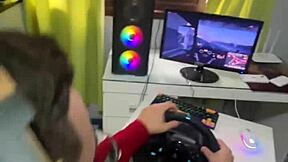 xanxis teases with guloso bumbum and sly blowjob hints