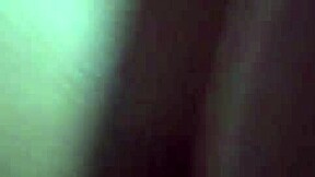 Chimando con Mi Amigo Después de Unas Chelas en Casa.