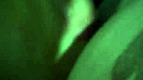 Chimando con Mi Amigo Después de Unas Chelas en Casa.