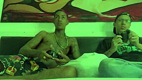 invited my gay buddy for videogames, ended up showing my dick, he went crazy to suck it