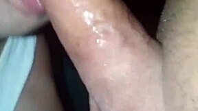 Chupando un Rico Pene with Amateur Passion in Detailed Oral Close-Up Scene
